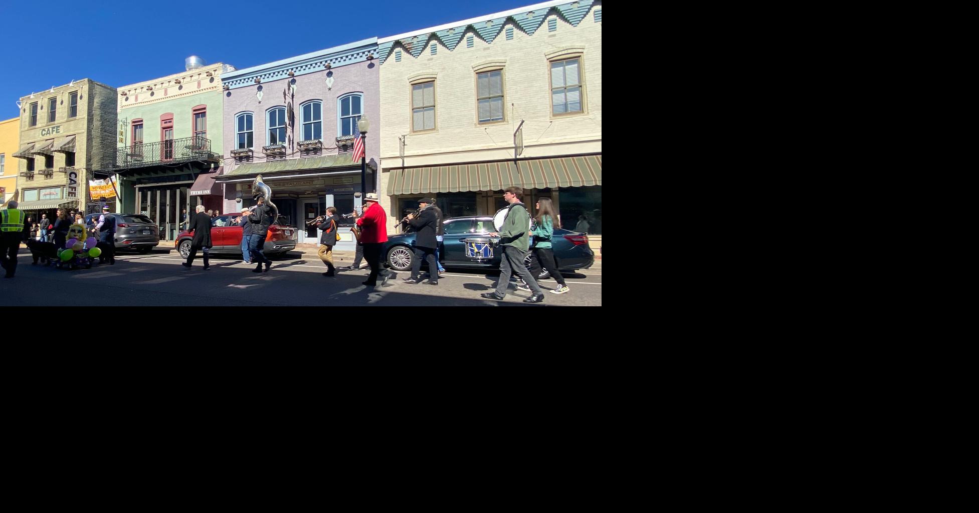 PHOTOS New Orleans flair for Carnival in downtown Culpeper