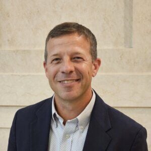 UMW MBA Student Connects Classroom to Career and Community Service