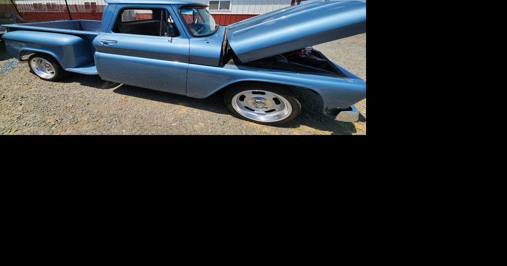 Ray's Automotive holds first car show