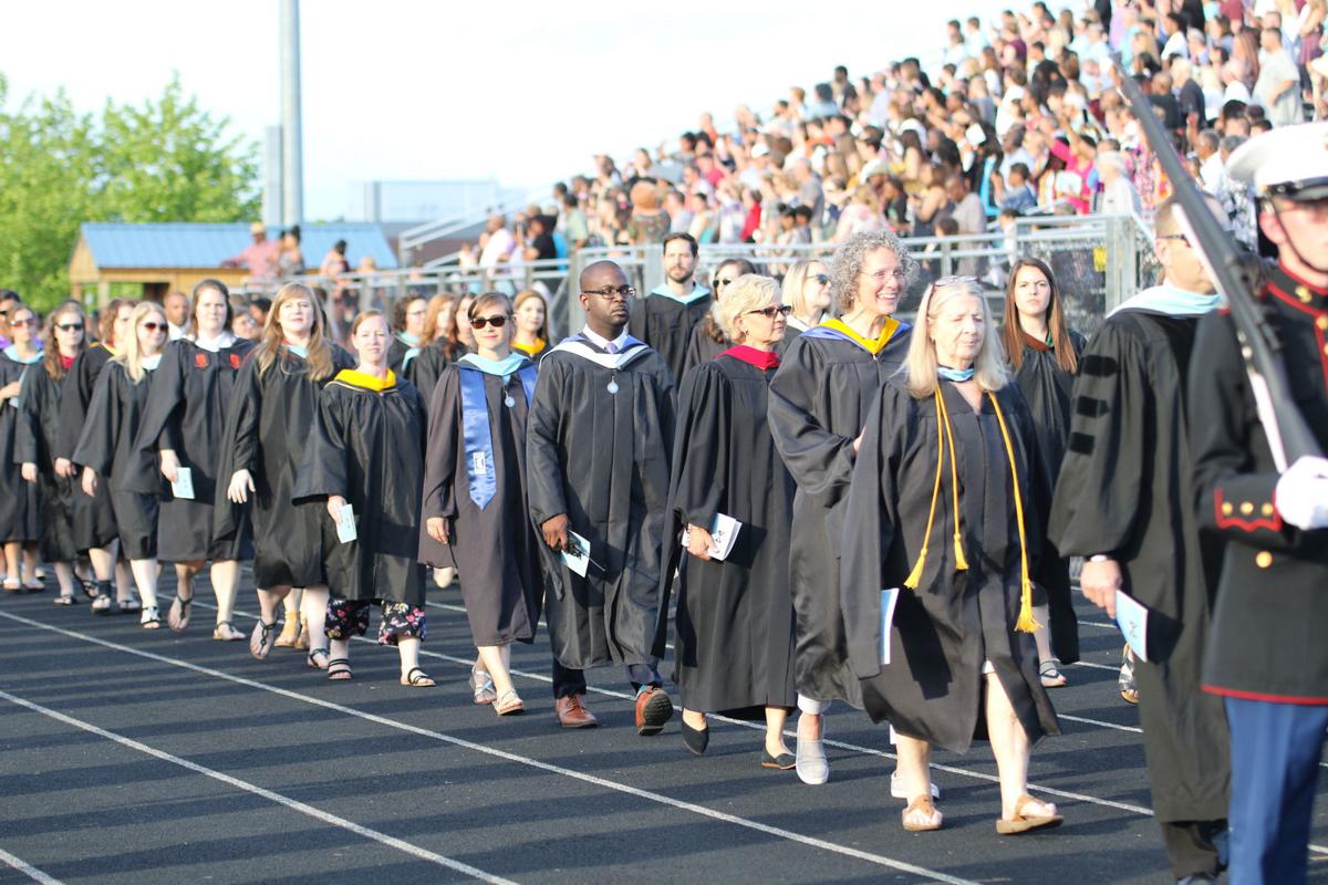 SLIDE SHOW Eastern View High School Class of 2019 Commencement