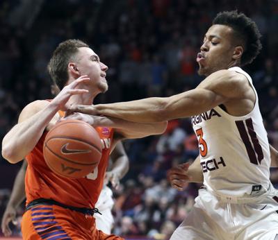 Virginia Tech Snaps Losing Streak Tops Clemson In Home Finale