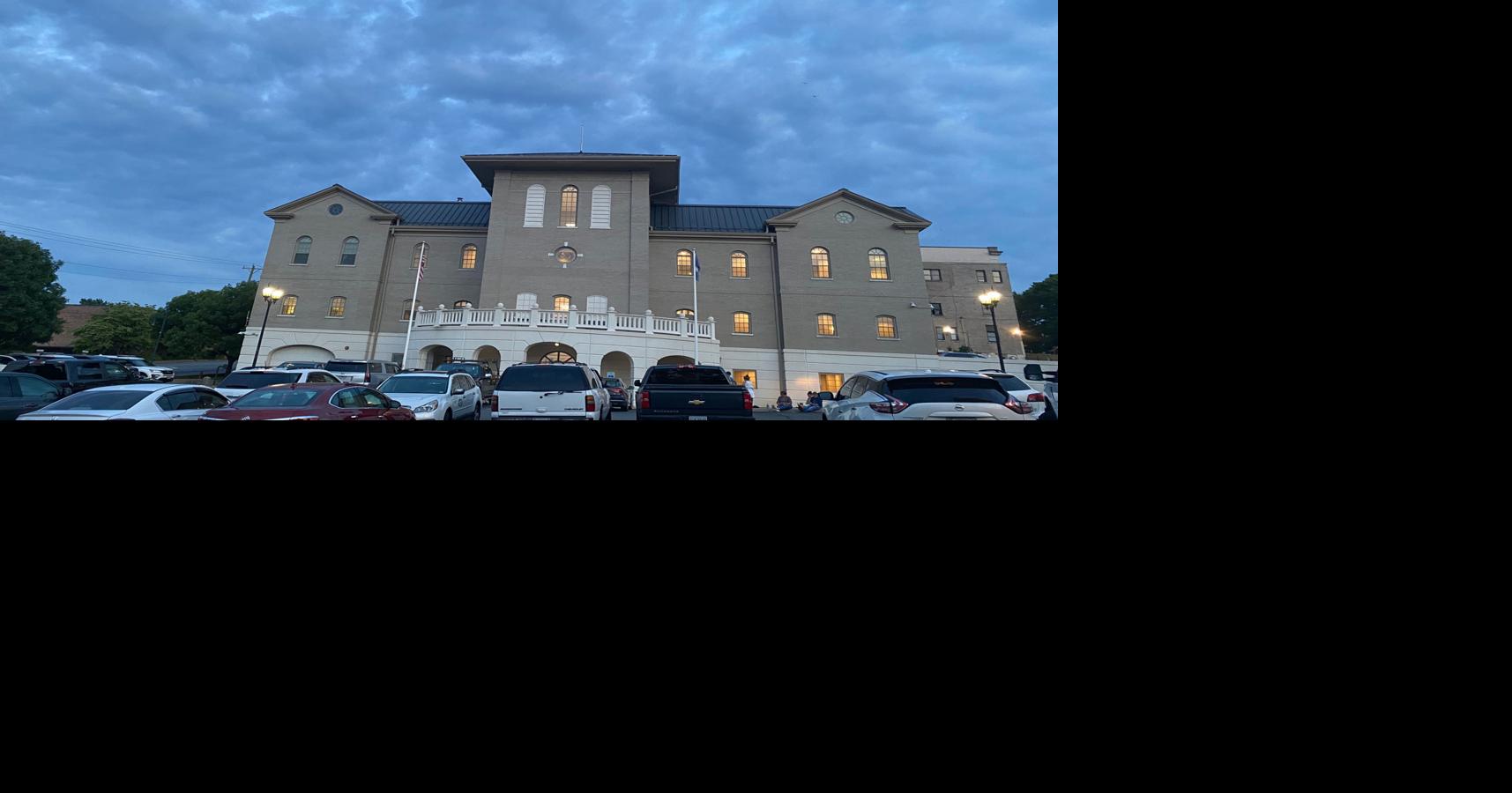 Jury Gordonsville woman not guilty of murder in shooting of Barboursville man