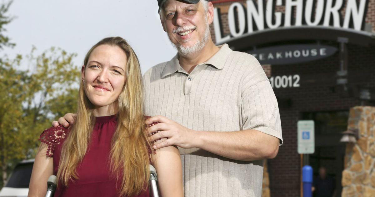 Woman walks into LongHorn Steakhouse in Spotsylvania, gets bitten