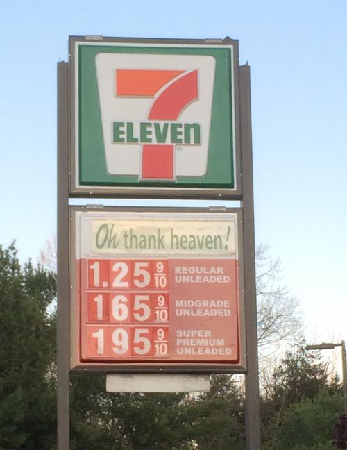 7 Eleven gas price (copy)