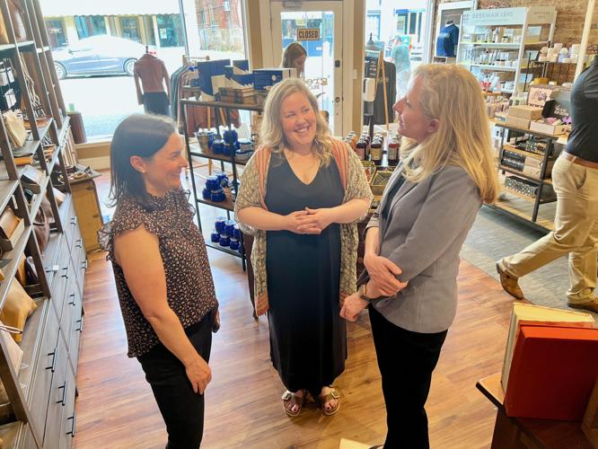 Abigail Spanberger visits Culpeper business - Paige Read Kelsey Settle