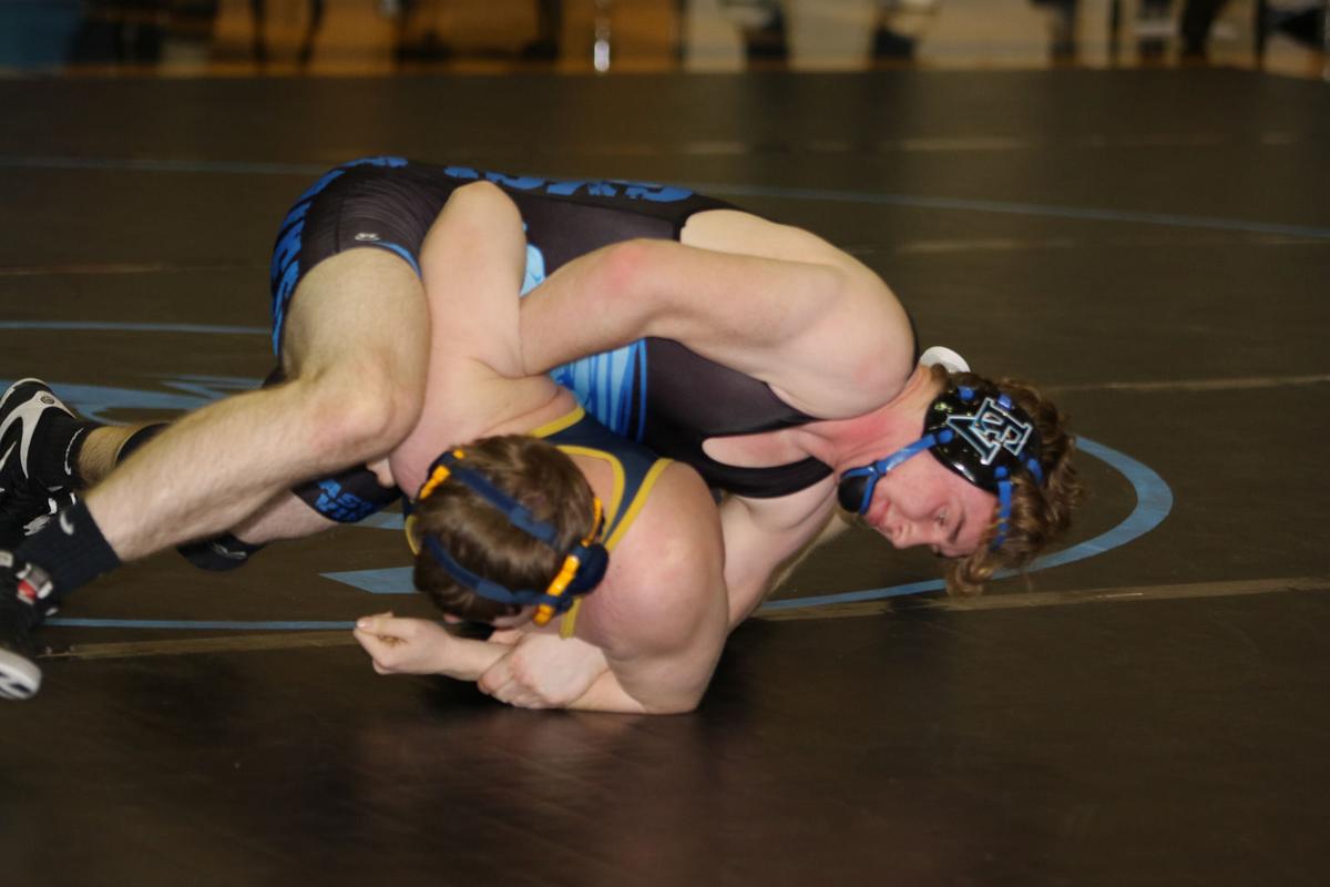 Eastern View Wrestling Searches For Mental Edge Sports Starexponent Com