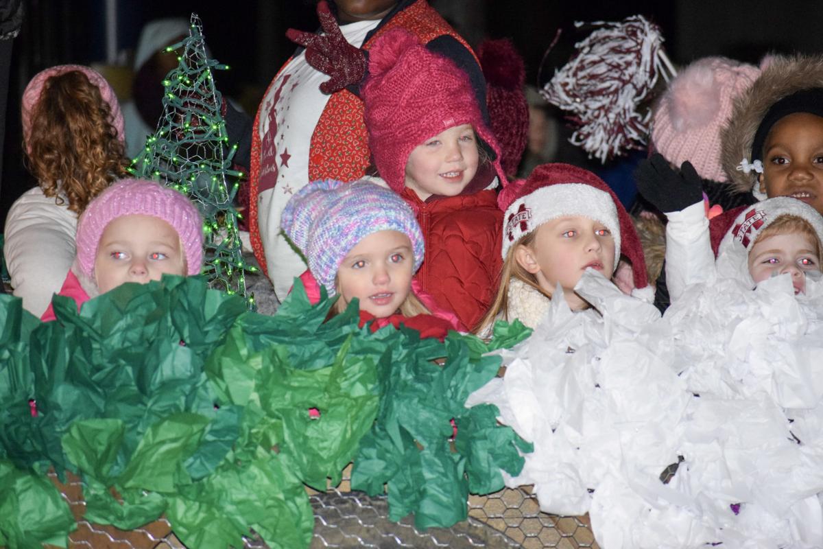 Slideshow: 2019 Starkville Christmas Parade | Multimedia | starkvilledailynews.com