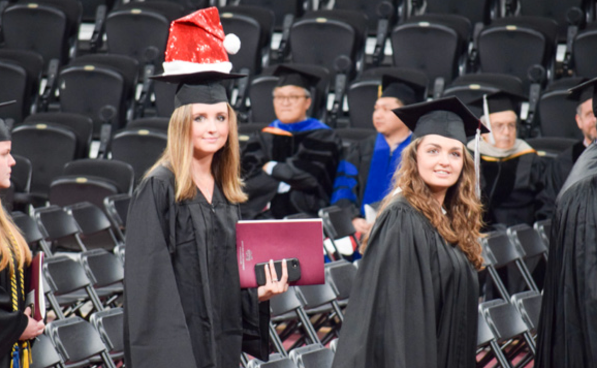 Slideshow MSU fall commencement