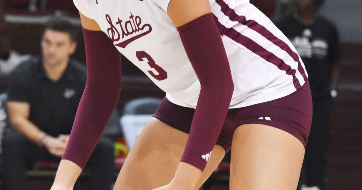 Bulldogs hold off Hawkeye challenge