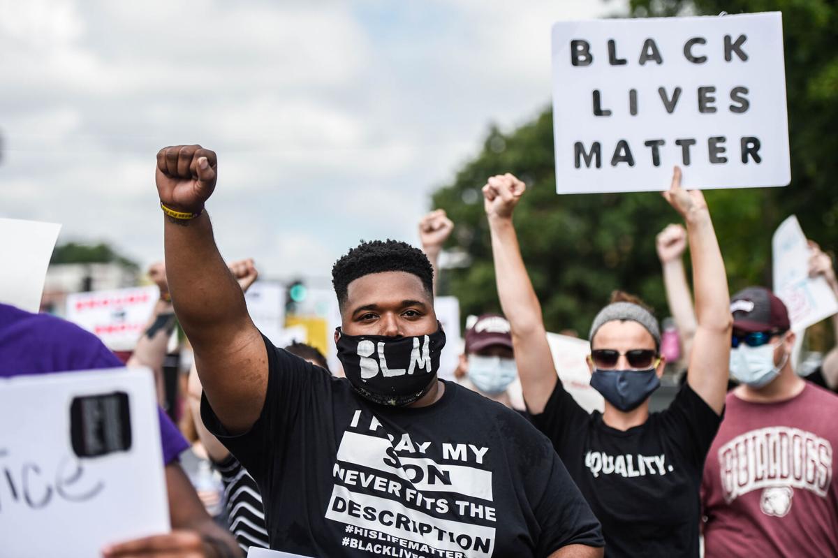 Peaceful Demonstration In Starkville Promotes Unity Decries Police Violence And Racism Starkvilledailynews Com
