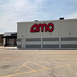 Amc Theater Reopens In Peru With New Seating And Alcohol Added To Concession Menu Classic Hits 103 9 Wlpo Starvedrock Media