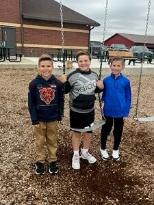 Dimmick Students Spearhead Swing Project | 103.9 WLPO | starvedrock.media