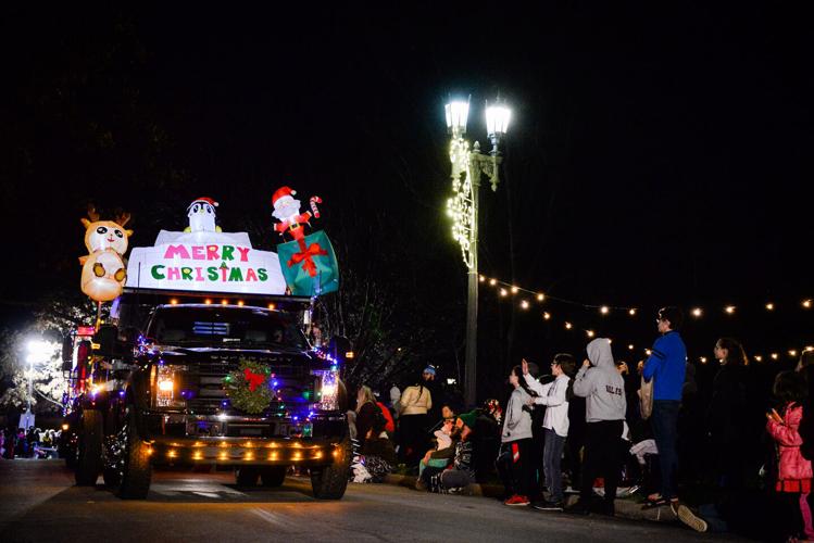 Frankfort Christmas Parade — Dec. 16, 2023 Photo Gallery