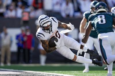 Jalen Hurts and Saquon Barkley help the Eagles run away from the Bengals  for a 37-17 win | Sports | state-journal.com