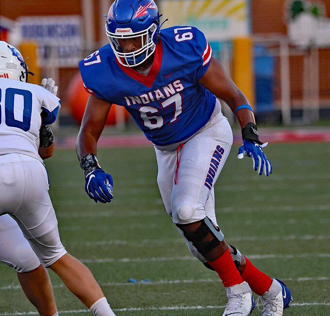 UK staff made Madison Central offensive lineman Malachi Wood feel
