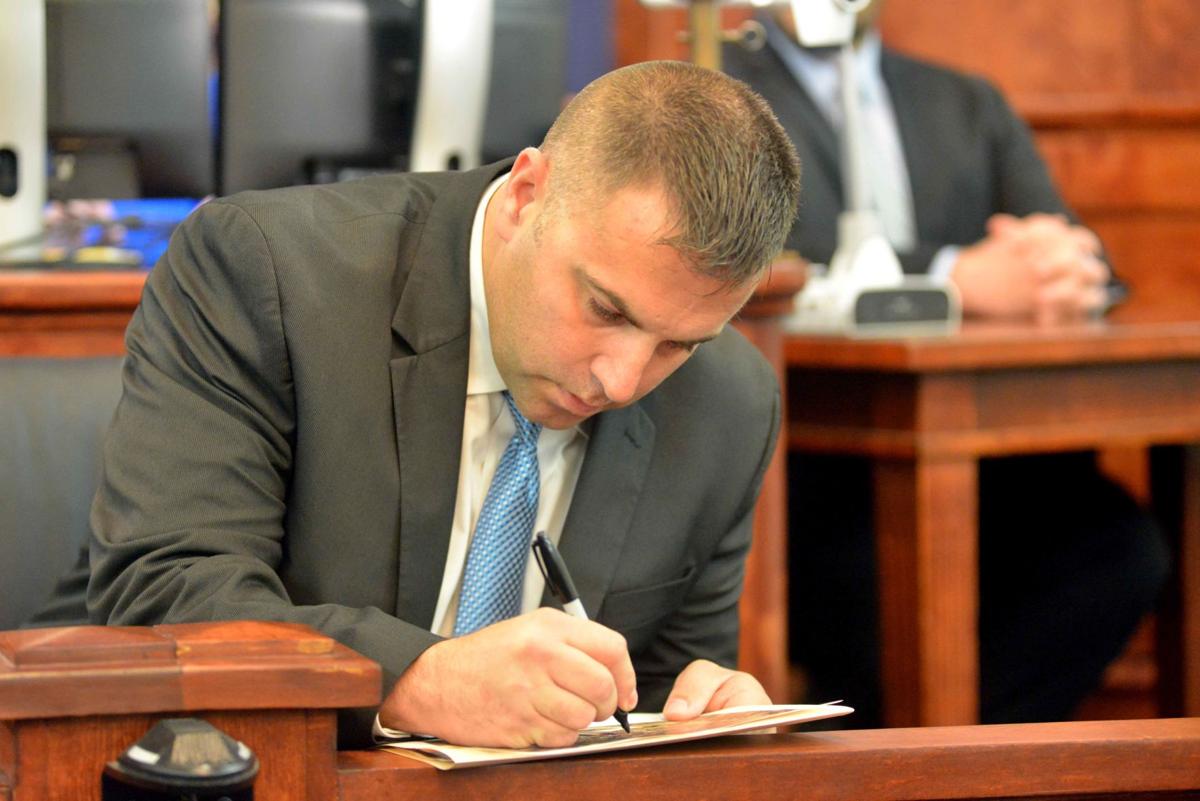 picture Jeff Farmer Now dismiss defamation lawsuit by farmer