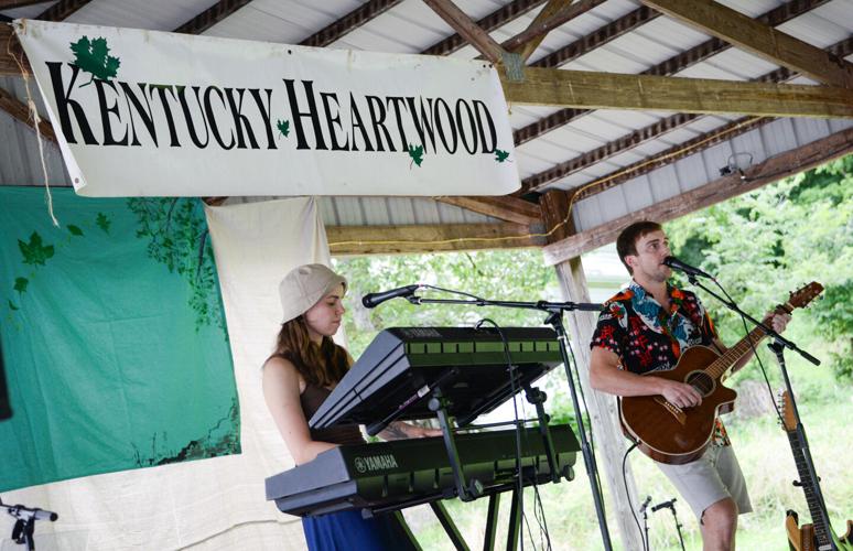 073022_KentuckyHeartwood_hb_web-15.jpg