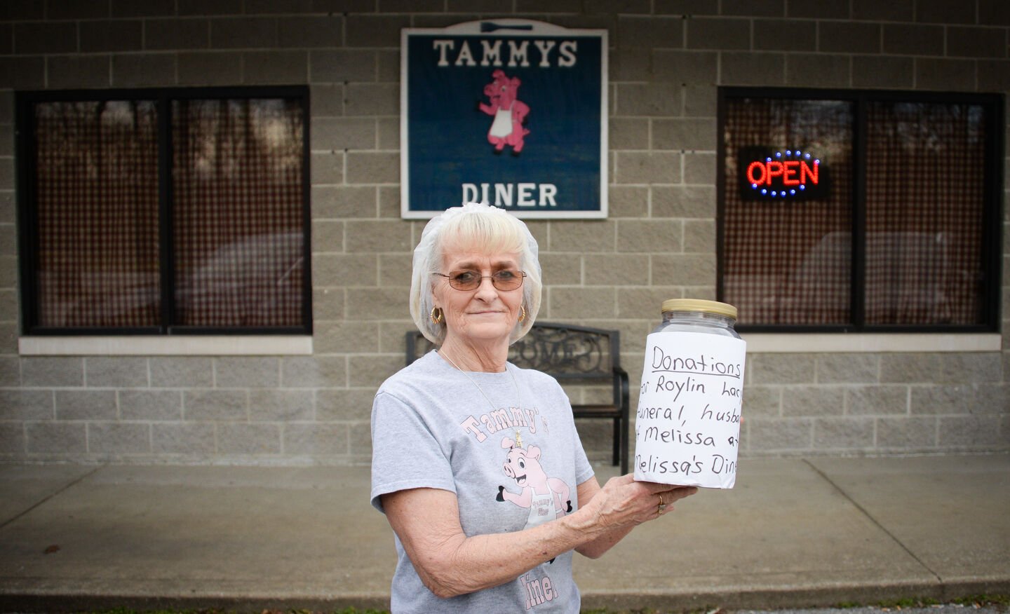 Serving Empathy Owner Of Tammy S Diner Collecting Donations To Help   65c592401673f.image 