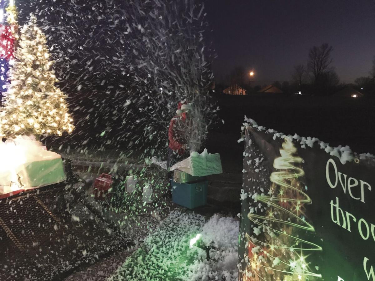 Girard Kansas Christmas Parade 2022 Christmas Parade Switches To Drive-Through Event | News | State-Journal.com