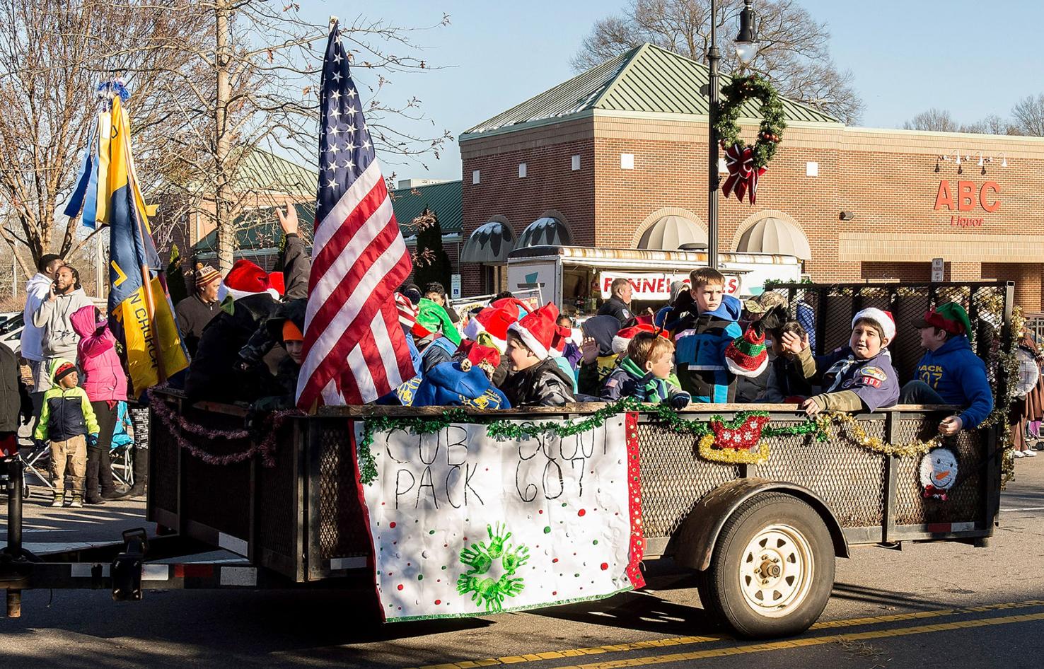 PHOTOS A look back at Statesville Christmas parades