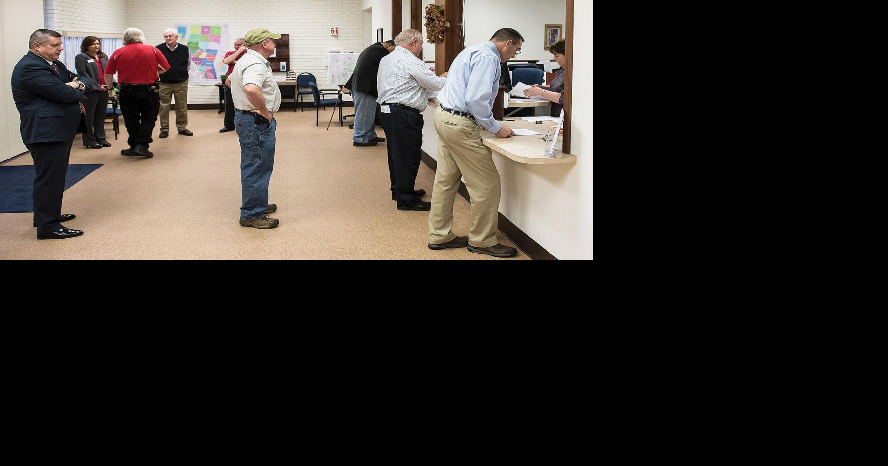 9 Iredell political candidates file papers on opening day