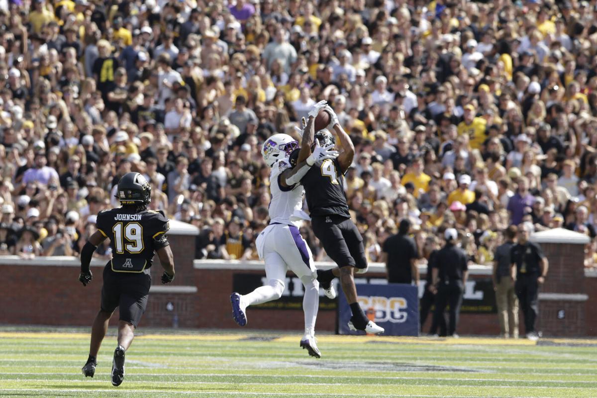 Appalachian State Tops East Carolina, 43-28 - East Carolina University  Athletics