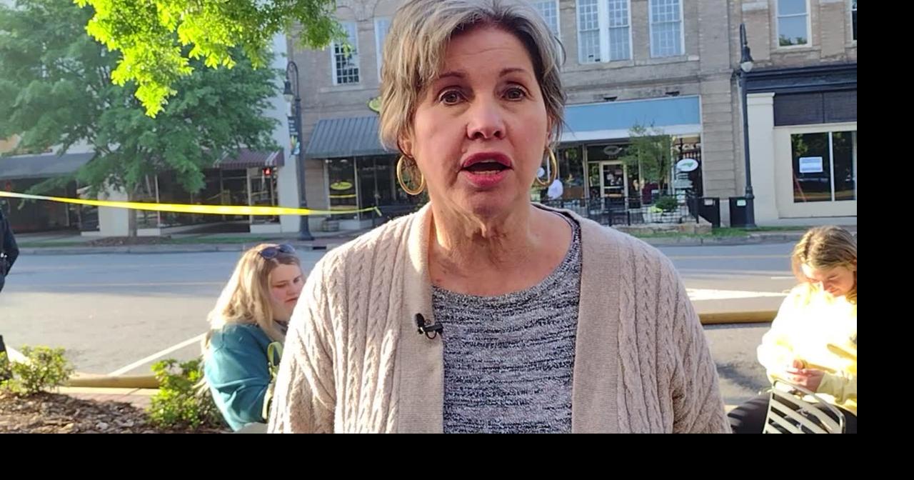 Fire damages at least 3 buildings in downtown Statesville