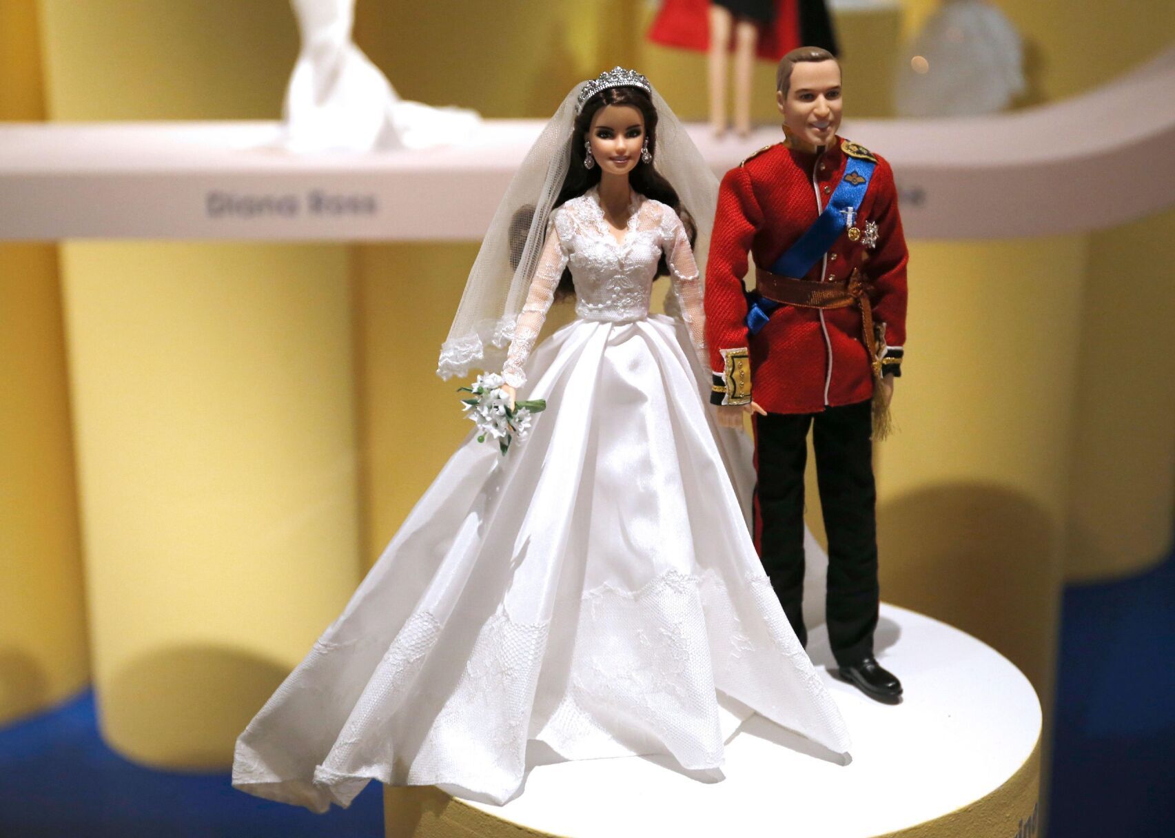 barbie poops in her wedding dress