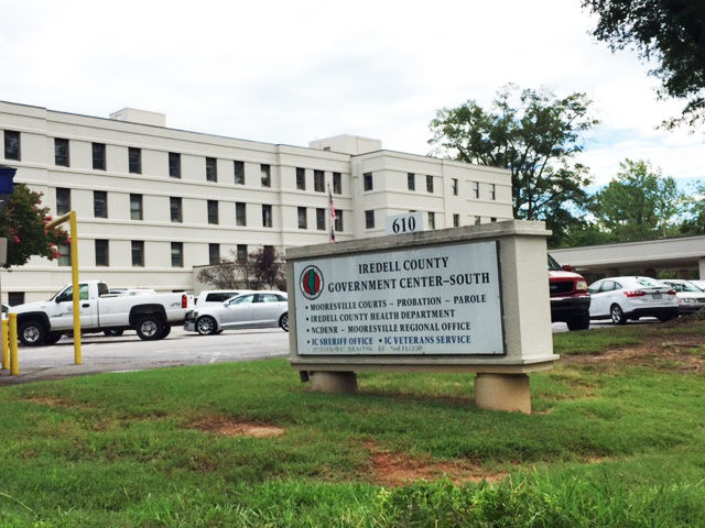 Flea infestation plagues Mooresville courthouse