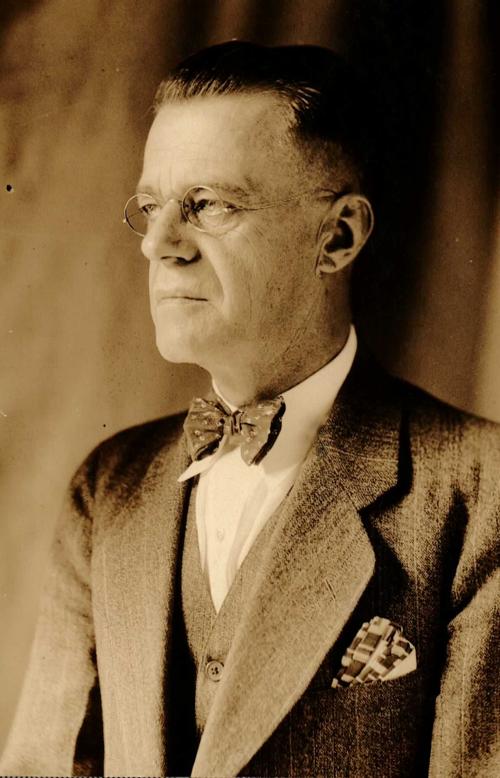 O C Stonestreet Column Mayor Shelton Died Before A Crowd Of 3 000 Local News Statesville Com