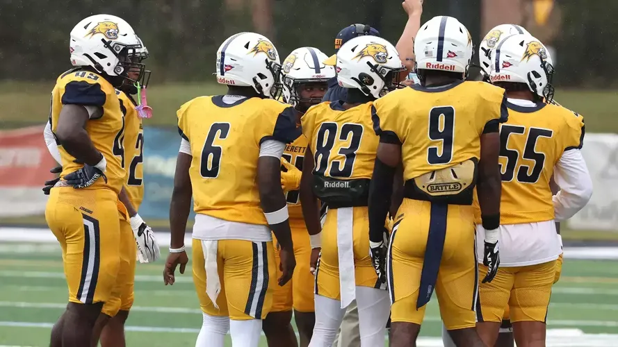 FOLLOW LIVE: Football hosts Randolph-Macon at 3 p.m. Saturday