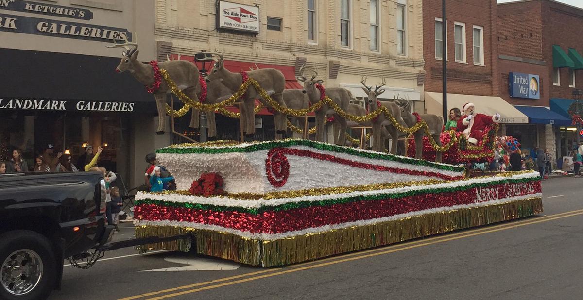 Mooresville Christmas Parade 2021