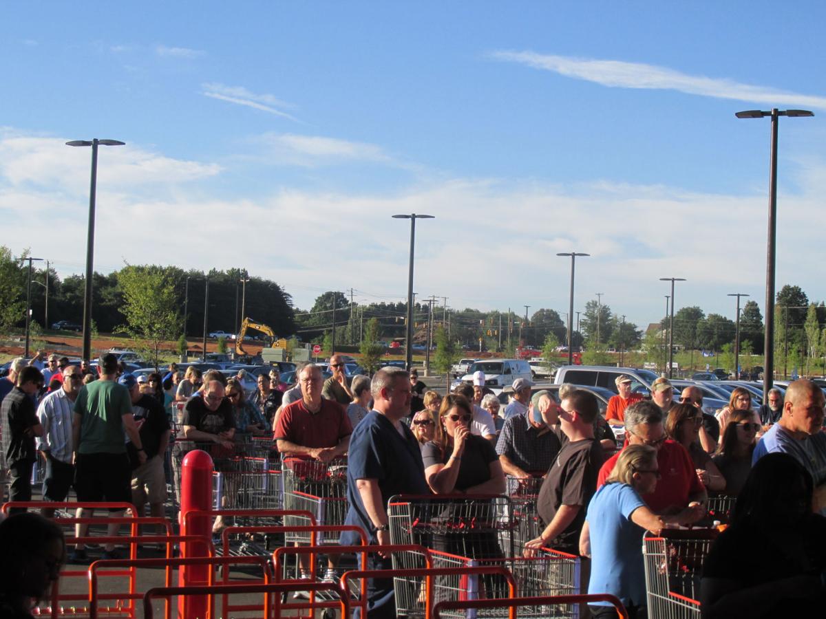Crowd turns out for Mooresville Costco opening