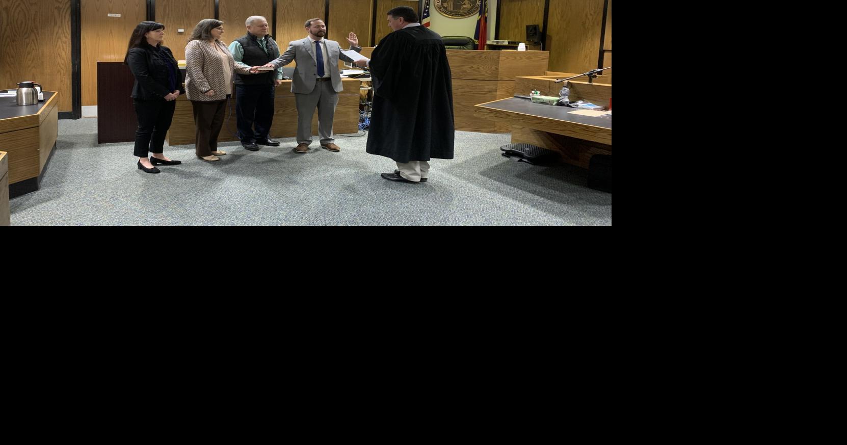 PHOTO: New assistant district attorney sworn in