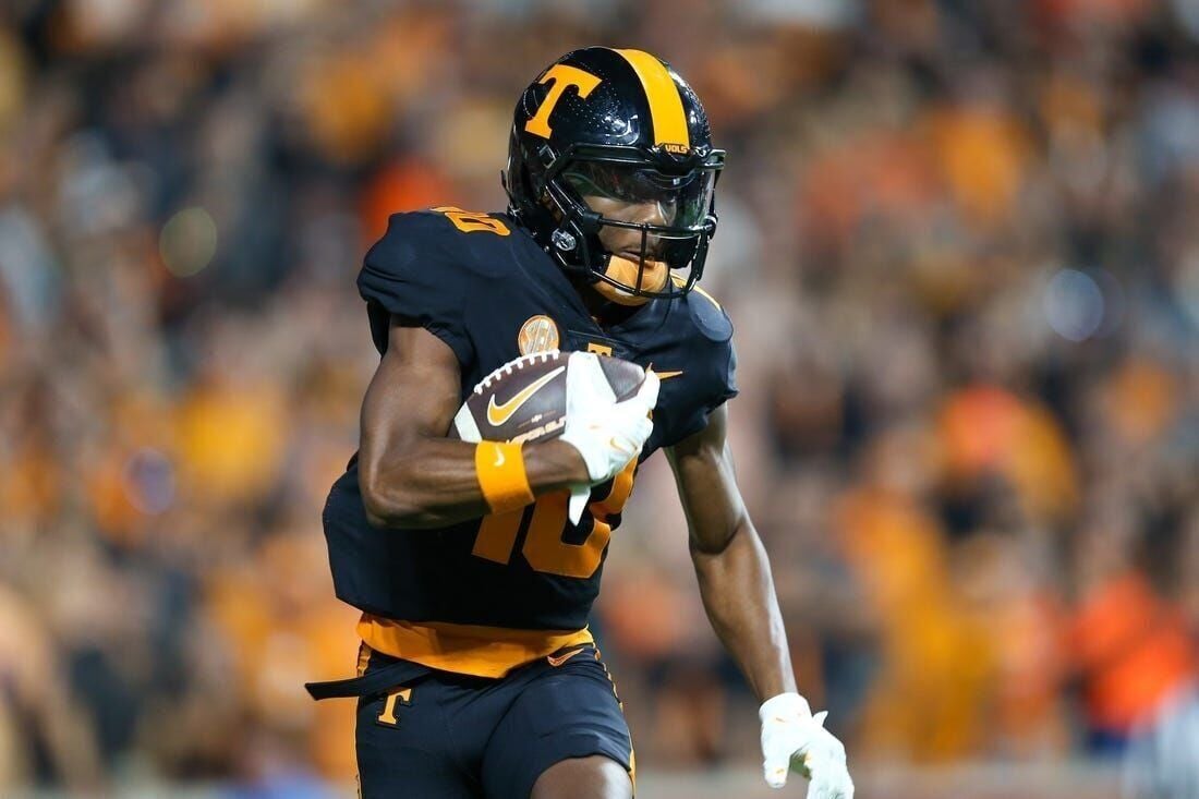 Look: Tennessee football going with all black uniforms against Kentucky -  Rocky Top Talk