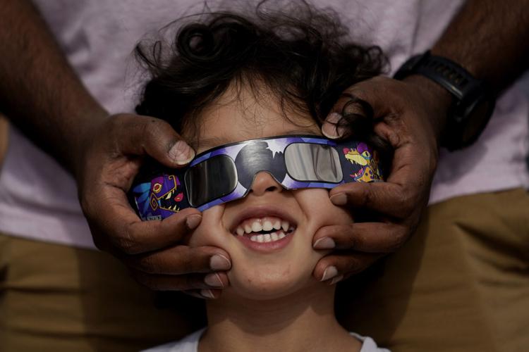 Fake eclipse glasses hitting the market Here s how to tell 