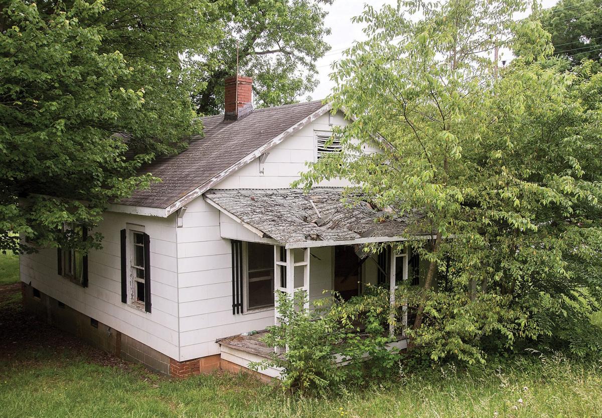 Six dilapidated houses in Statesville to be destroyed