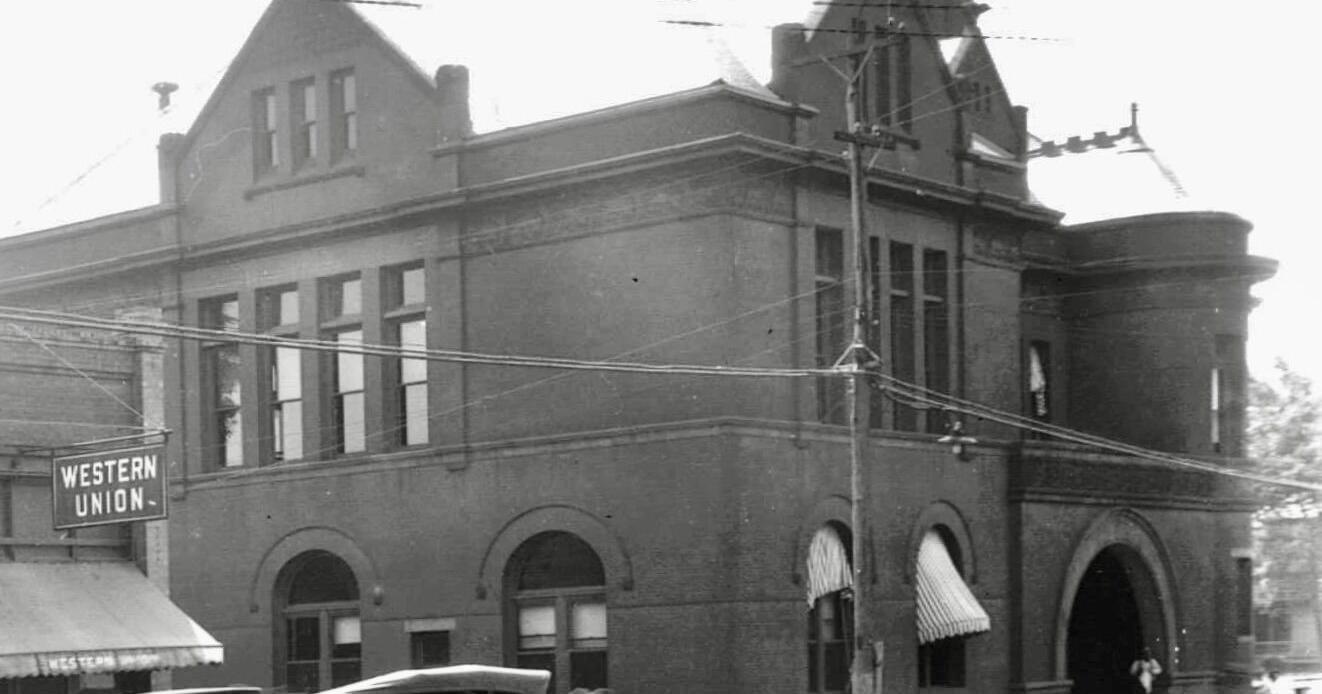 Out of Our Past: Starlight rooftop dancing feature of Barnes Hotel - Vimarsana News