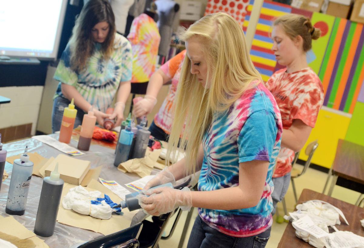 Students fund class projects through tiedye