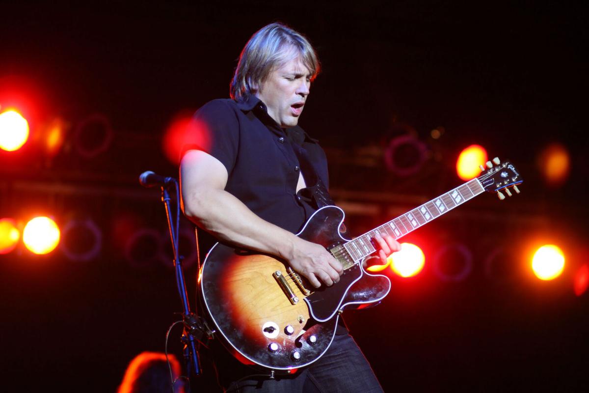 Rockie Lynne set to perform Saturday in drive-in show at I-40 Flea