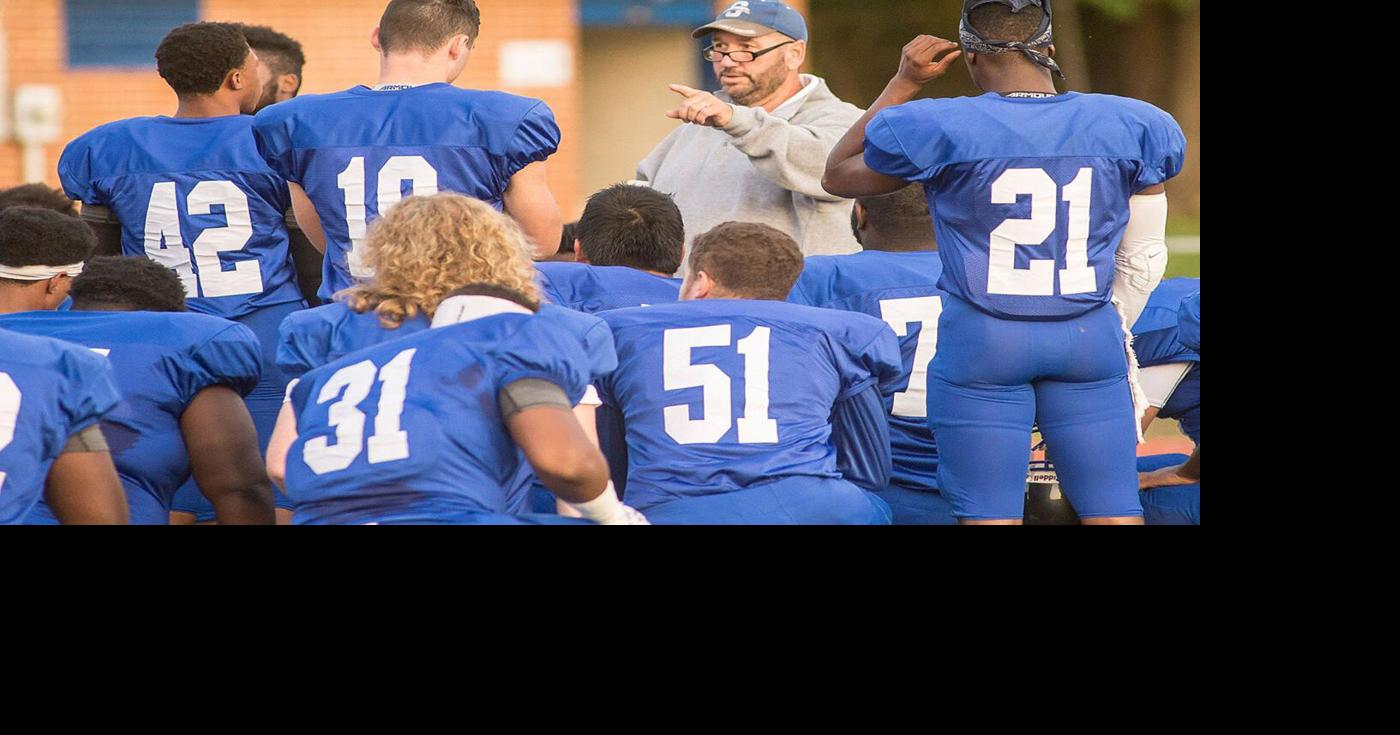 2 Iredell coaches chosen for '22 All-Star football game