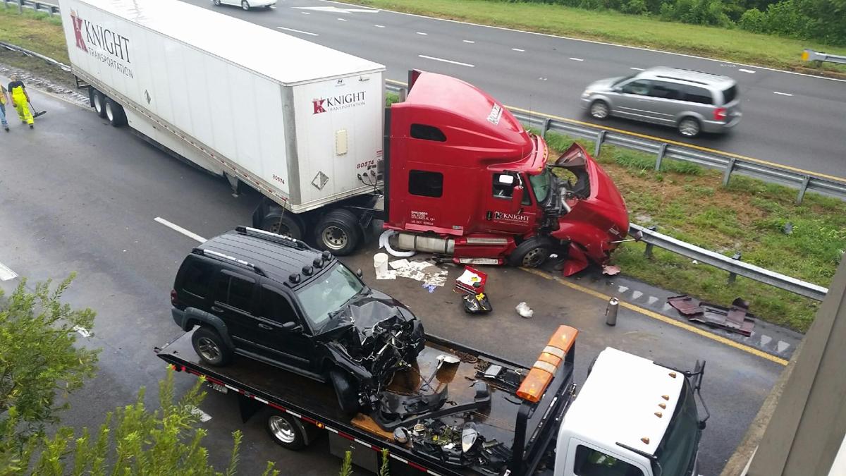 Crash ties up traffic on Interstate 77 in Statesville