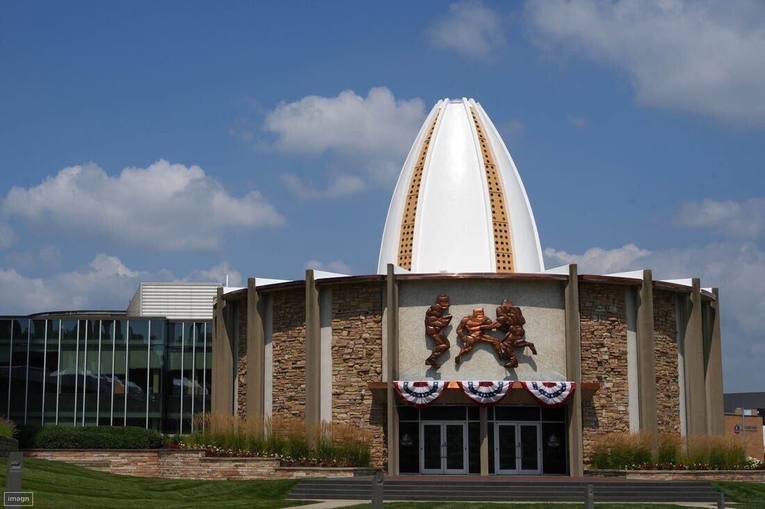 Gold seats installed at Tom Benson Hall of Fame Stadium