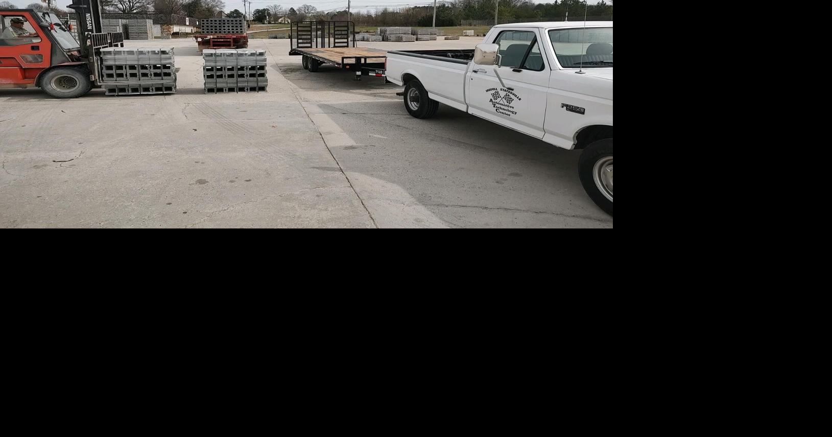 Southeastern Concrete donates concrete blocks to assist CATS students