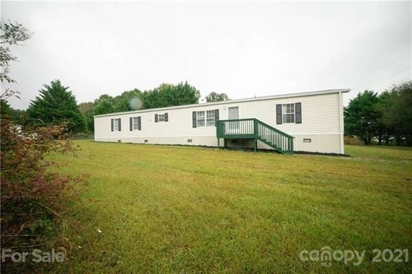2 Bedroom Home in Hiddenite - $89,900