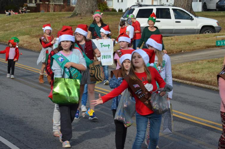 Santa gets ride on fire truck as Harmony Christmas season