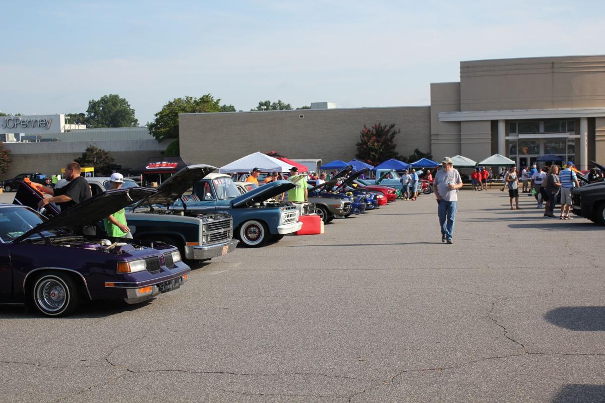 Signal Hill Mall Car Show Signal Hill Mall Car Show