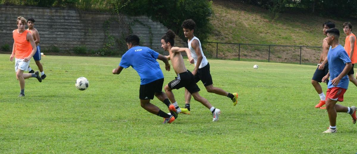 Photos Fall Sports Practices Start Work Statesville Com