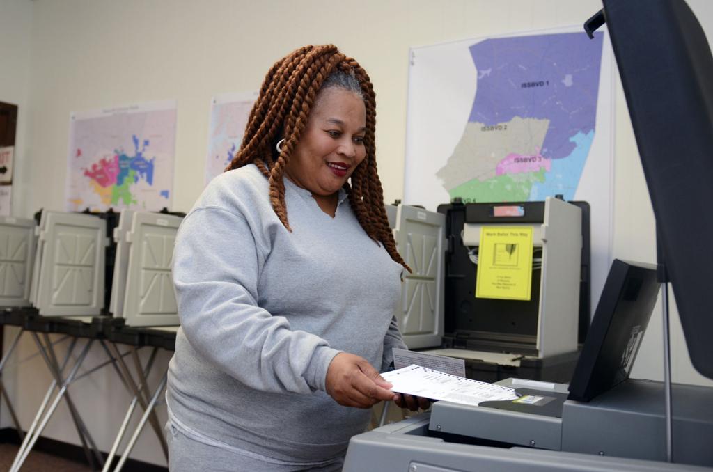 Turnout Steady In First Day Of Iredell Early Voting Latest Headlines Statesville Com