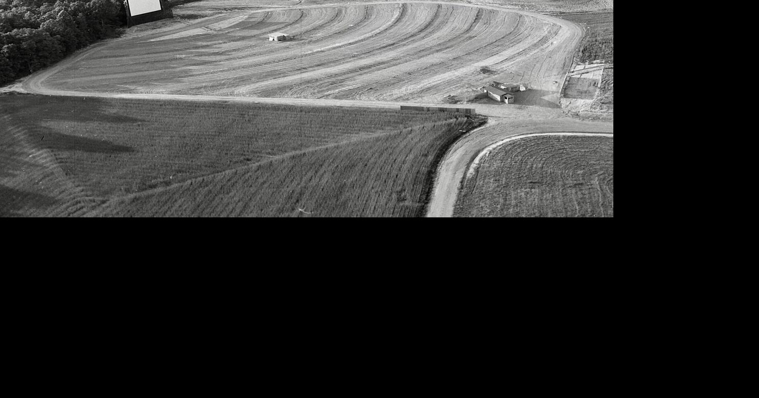 New drivein theater debuts in Statesville in 1949